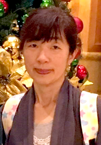 小畑 泰子